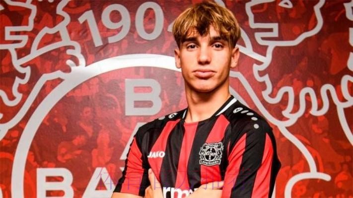 每体-皇马马竞竞争药厂前锋布拉沃 球员出自巴萨青训